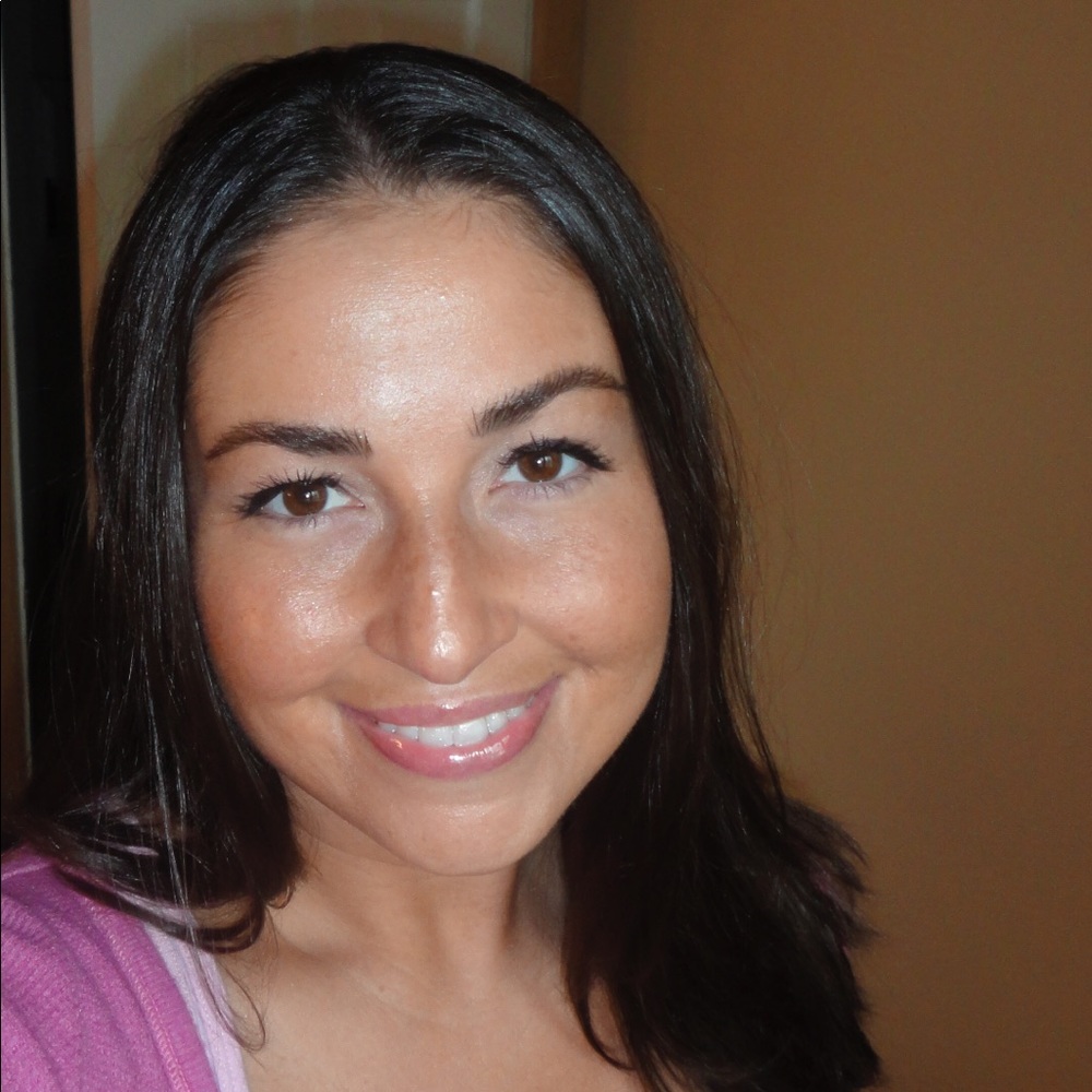 Meet your Posher, Nadia
